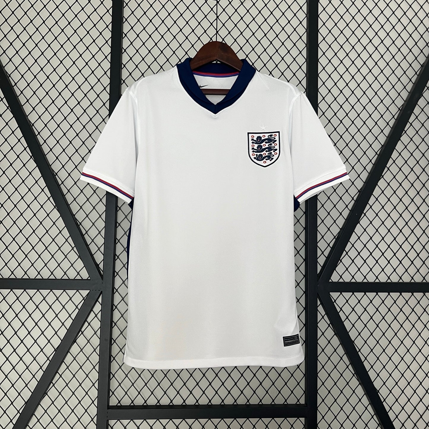 Engeland Thuis Shirt 24/25