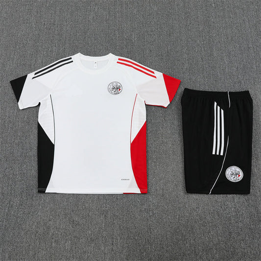 Ajax Trainingsset 25/26