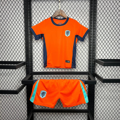Nederland Thuis Set 24/25