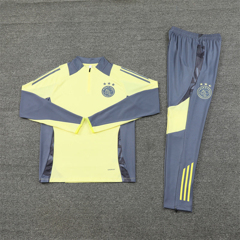 Ajax Trainingspak 24/25
